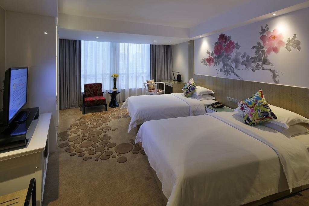 Paco Hotel Beijing Road Pedestrian Street Tuanyida Metro Guangzhou Exterior photo