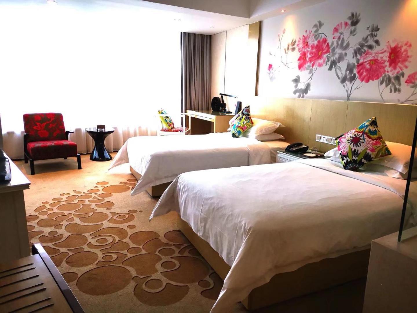 Paco Hotel Beijing Road Pedestrian Street Tuanyida Metro Guangzhou Exterior photo